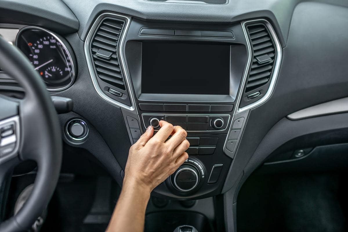 womans hand touching dashboard in car 2024 10 16 17 33 22 utc(1)